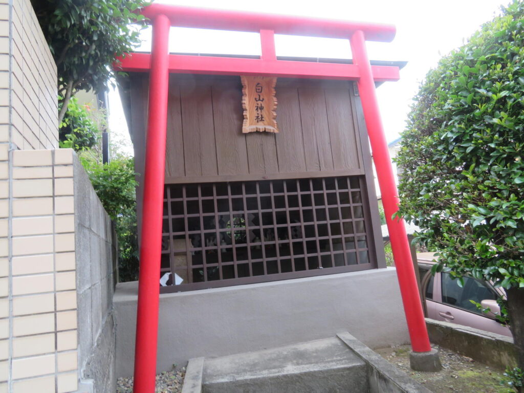 神明2丁目の白山神社