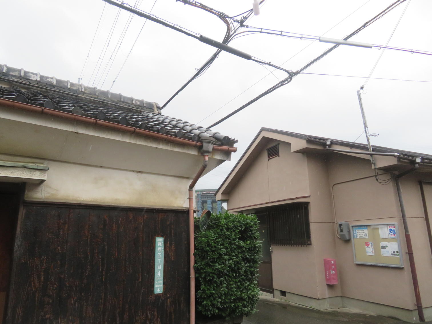 高槻市梶原5丁目の表示と地域掲示板