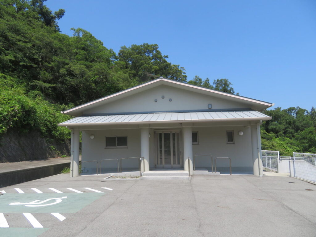 土庄町大部甲1537の大部集会所正面
